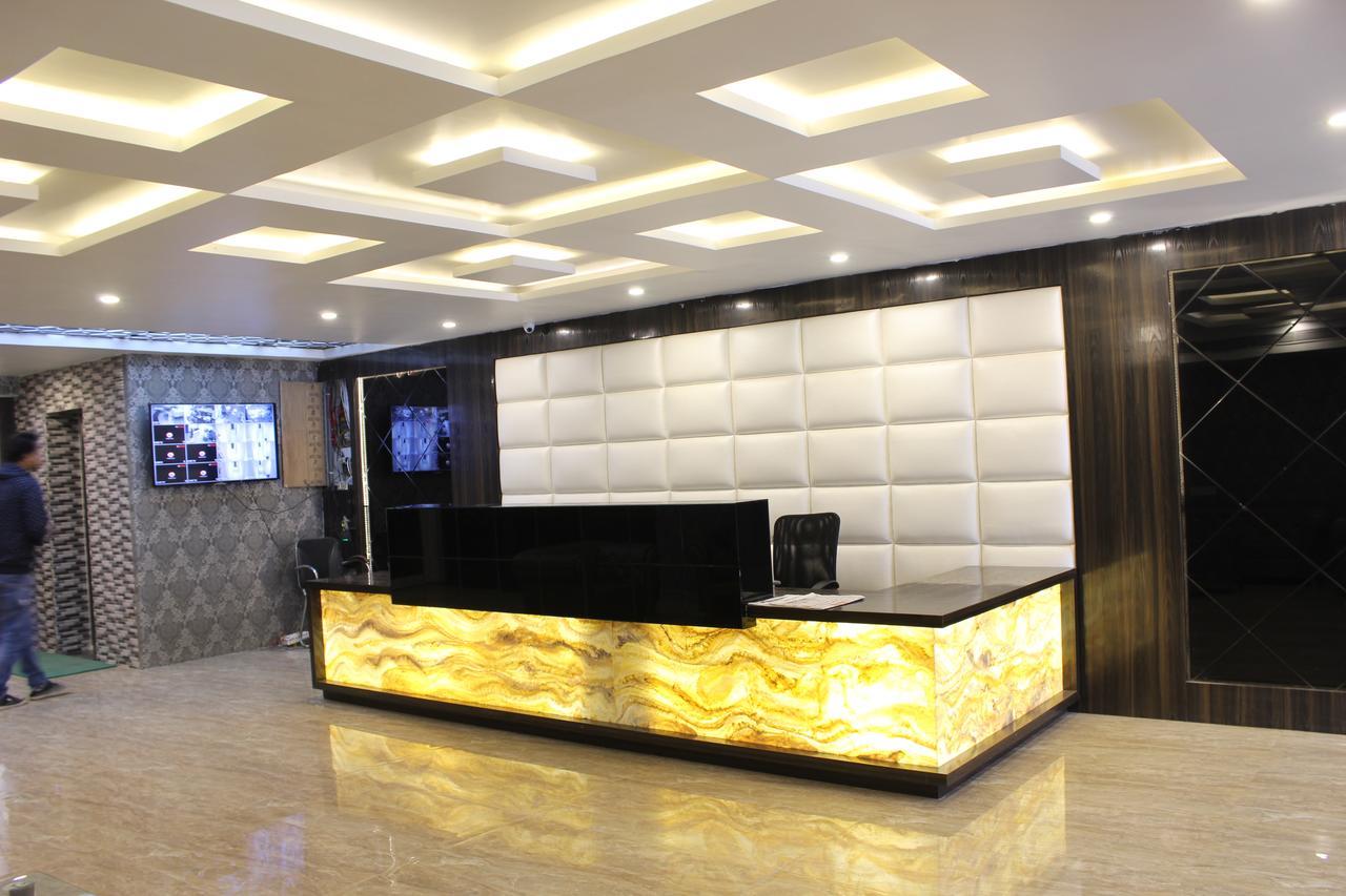 جمشيدبور Hotel Ab Palace الغرفة الصورة